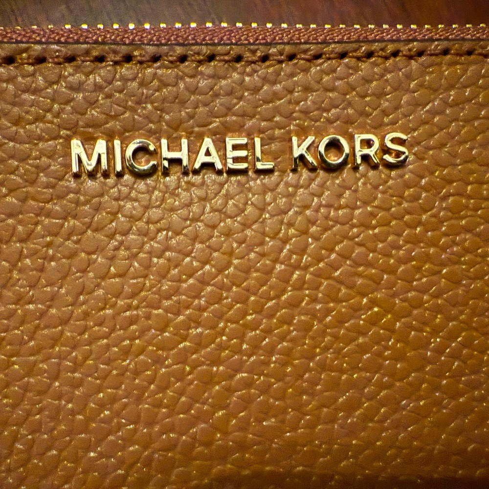 Michael Kors large leather smartphone wristlet wallet